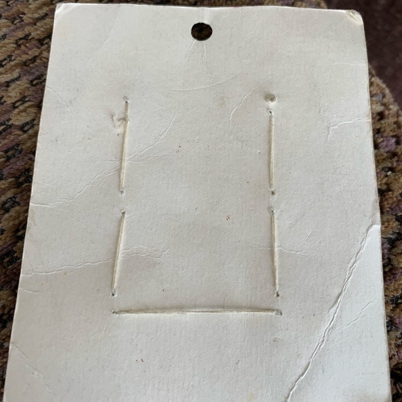 Vintage Cool White Large Buttons - Picture 2 of 2